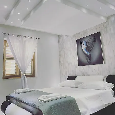 Palm Beach Scalera * San Lucido